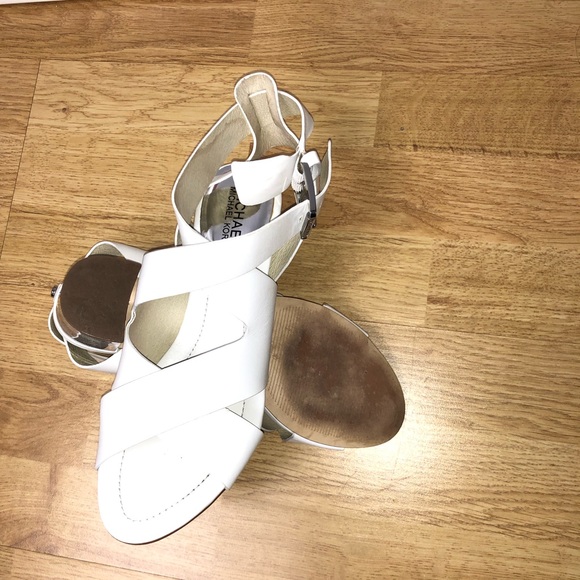 Michael Kors sandals 8 1/2 - Picture 6 of 8